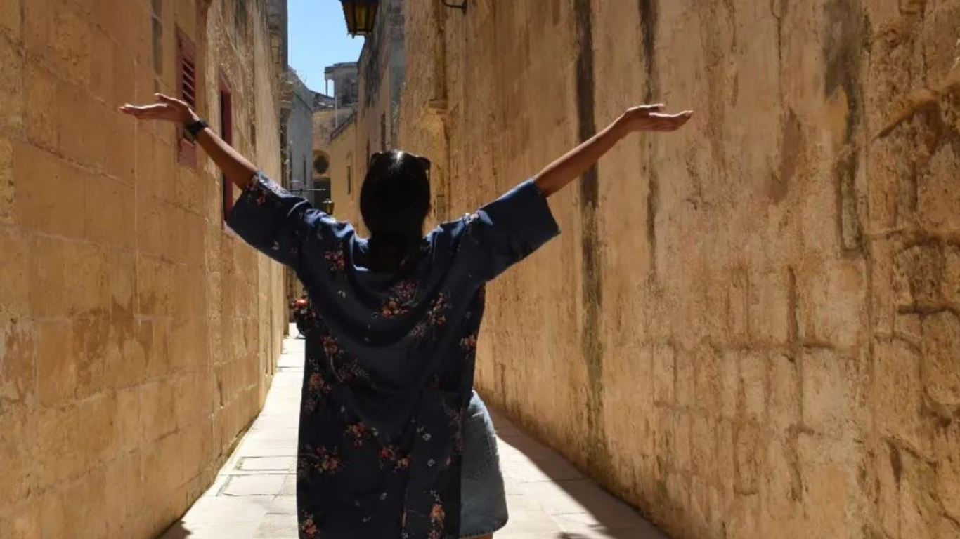 Can I be ok with whatever experience I am having within? - Rajni Ghir